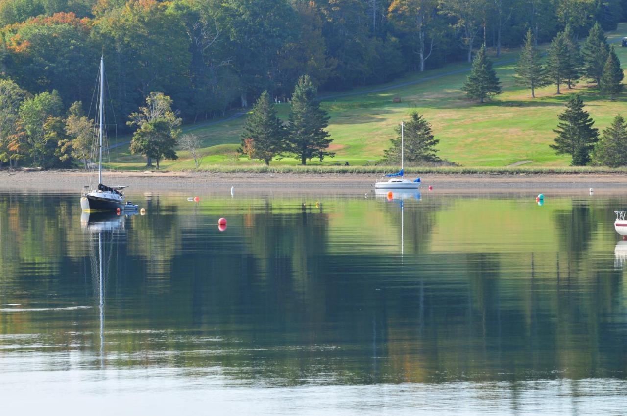 Smugglers Cove 4* Lunenburg